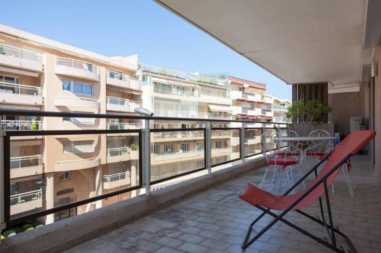 3-Room Apartment With Terrace In Palm Beach Канны Экстерьер фото